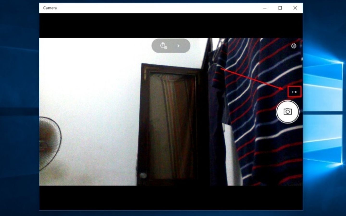 Mở phần mềm camera, sau đó giao diện camera sẽ hiện ra.