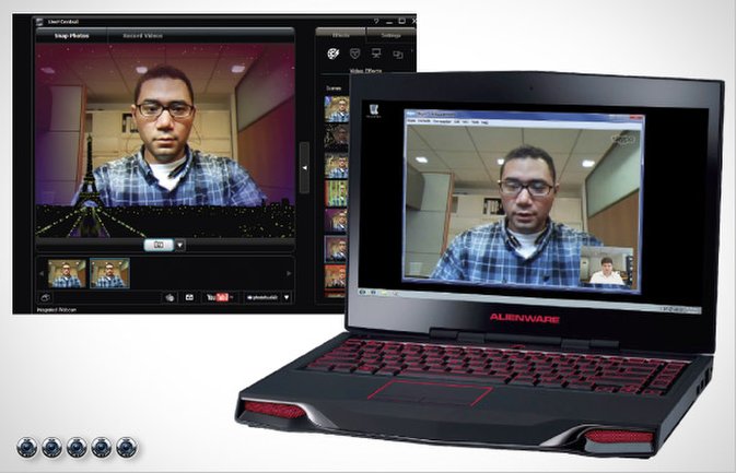 Cách chụp hình bằng laptop – selfie ảo tung chảo