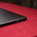 nhin-lại-mãu-laptop-razer-stealth-2017-13