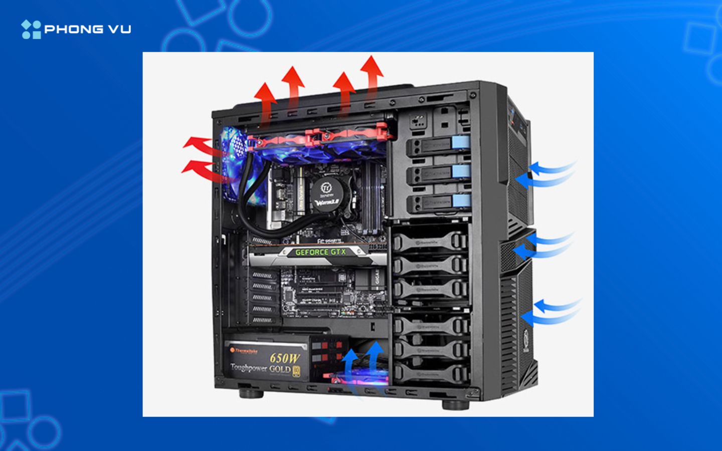 Quạt tản nhiệt phía sau giúp đẩy khí nóng ra ngoài hiệu quả