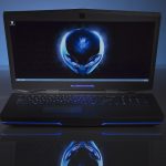 co-nen-mua-laptop-alienware-trong-nam-2018-3
