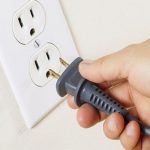 Kiểm tra kỹ các dây điện của tủ lạnh