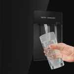Tủ-lạnh-Aqua-có-tốt-không-Các-công-nghệ-và-tính-năng-nổi-bật-của-tủ-lạnh-Aqua-lấy-nước-bên-ngoài