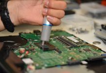 Quạt laptop kêu to là do đâu, làm thế nào khắc phục?