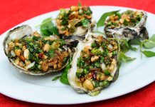 Lò vi sóng có làm được hàu nướng mỡ hành thơm ngon hấp dẫn? Lò vi sóng có làm được hàu nướng mỡ hành thơm ngon hấp dẫn?