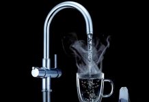 9 lợi ích bạn không ngờ đến của nước nóng đối với sức khỏe