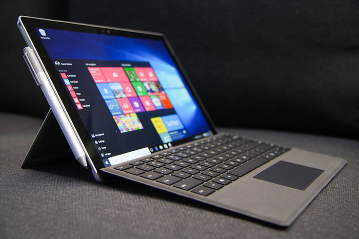 Laptop Surface pro 4 kèm theo bút cảm ứng Surface Pen