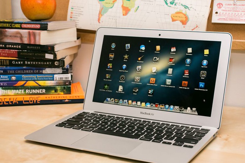 MacBook Air 11 inch là lựa chọn laptop mini hiếm hoi 'thuần laptop' hiện nay