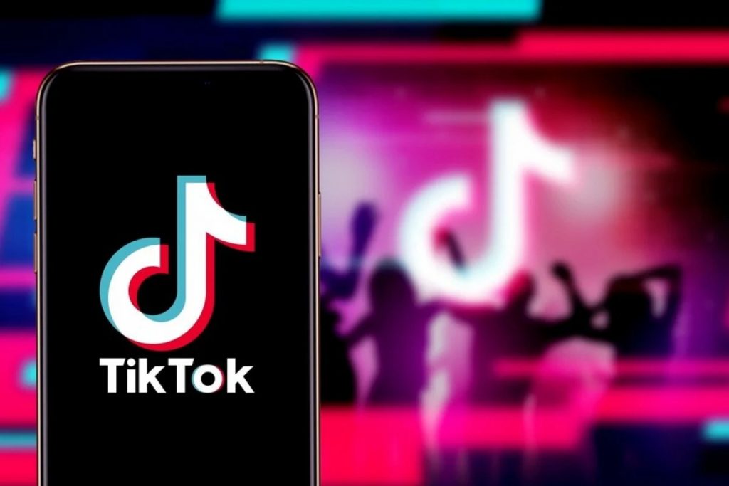 Find TikTok videos again - your watch history on TikTok is more complete and broader