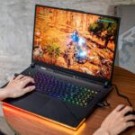 kha-nang-choi-game-asus-rog-strix-scar-18