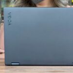 Top-10-laptop-mini-2024-nho-gon-mang-di-dau-cung-tien-5