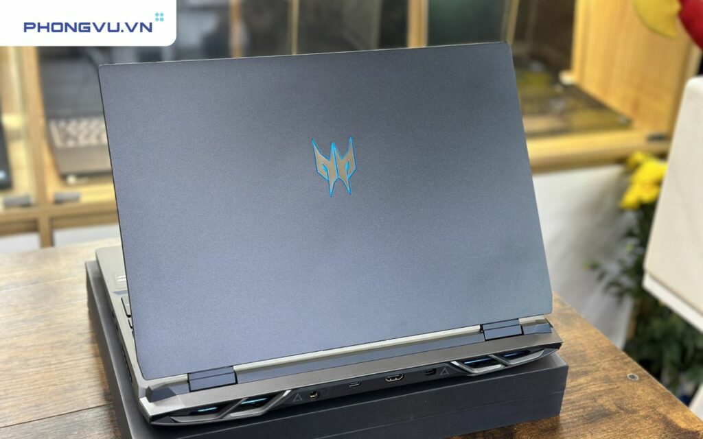 Laptop Acer Predator card