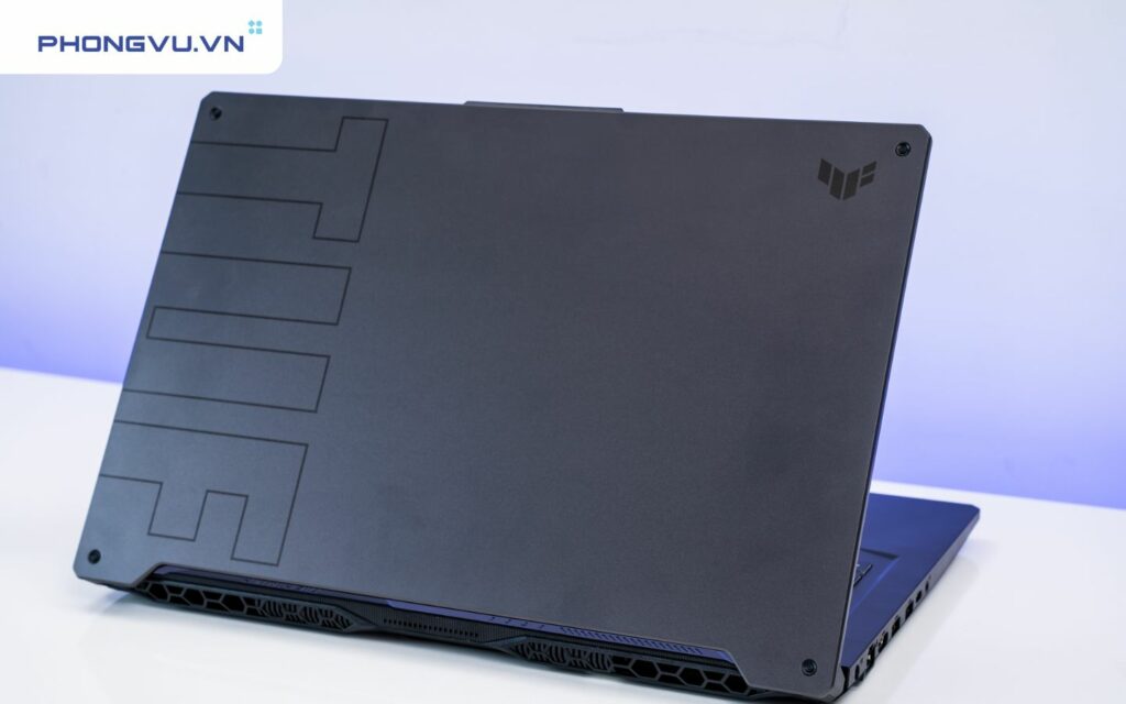 laptop gaming Asus TUF khá tốt khi được trang bị những viên pin Li-ion từ 4 Cell