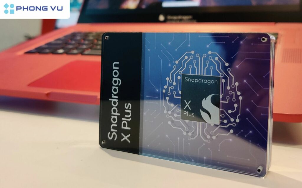 Snapdragon X Plus được trang bị CPU tiên tiến gồm 10 lõi Oryon kết hợp với NPU 45TOPS