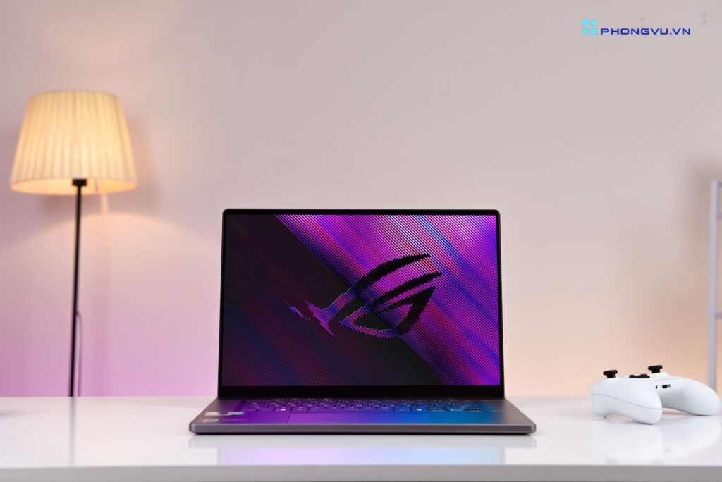 ASUS ROG Zephyrus G16 GA605 được trang bị một chiếc màn hình ROG Nebula 2.5K OLED