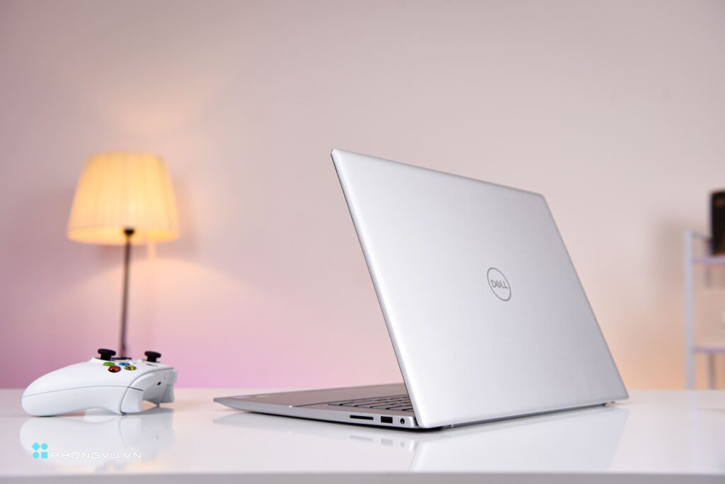 Dell Inspiron 16 5630 - H6KRV còn được cài sẵn Windows 11 Home SL 