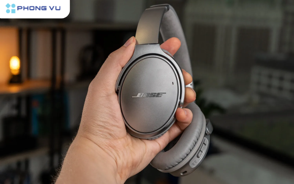 Bose QuietComfort QC 35 II vẫn là một lựa chọn đáng giá trong phân khúc tầm trung