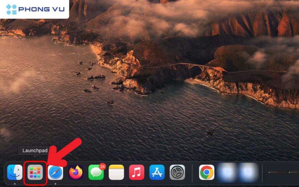 Trên thanh Dock của MacBook, bạn ấn vào Launchpad