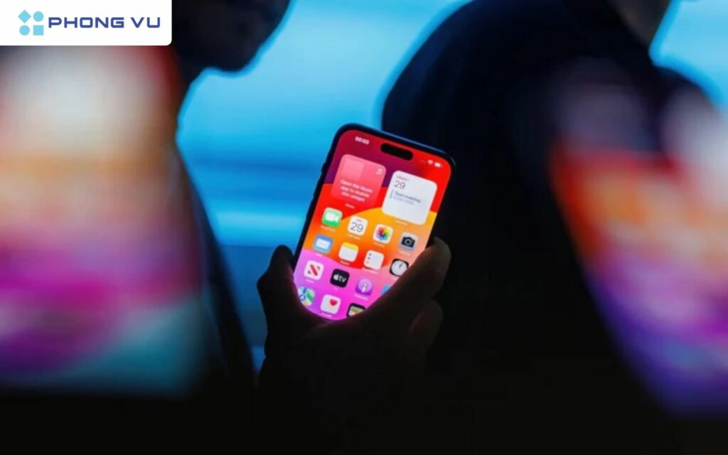 Hiện tượng kỳ lạ trên iPhone đang thu hút sự chú ý của cộng đồng người dùng khi nhiều người phản ánh thiết bị của họ phát ra những âm thanh bí ẩn