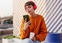 Cách kết nối tai nghe Bluetooth với máy tính và điện thoại cực dễ