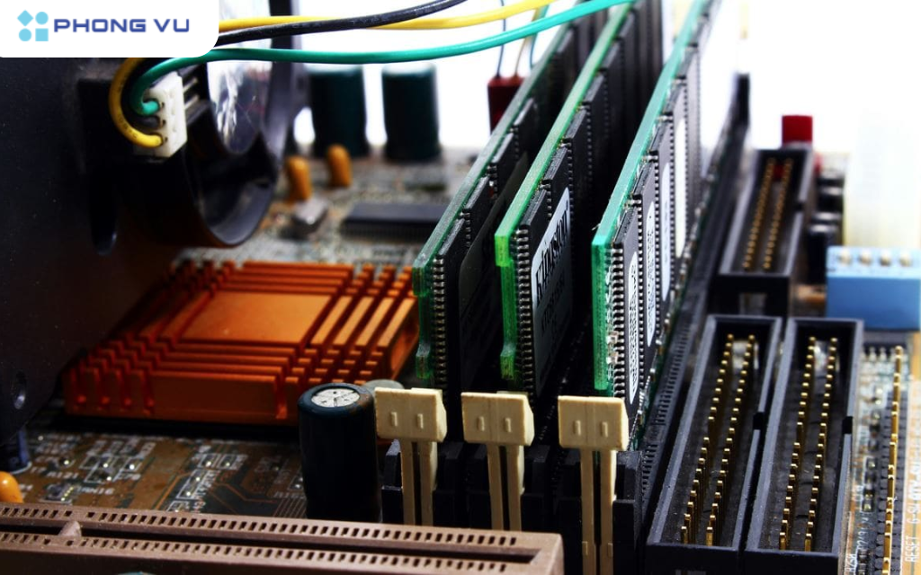 Lỗi này phức tạp hơn một chút, nó liên quan đến các linh kiện bên trong case