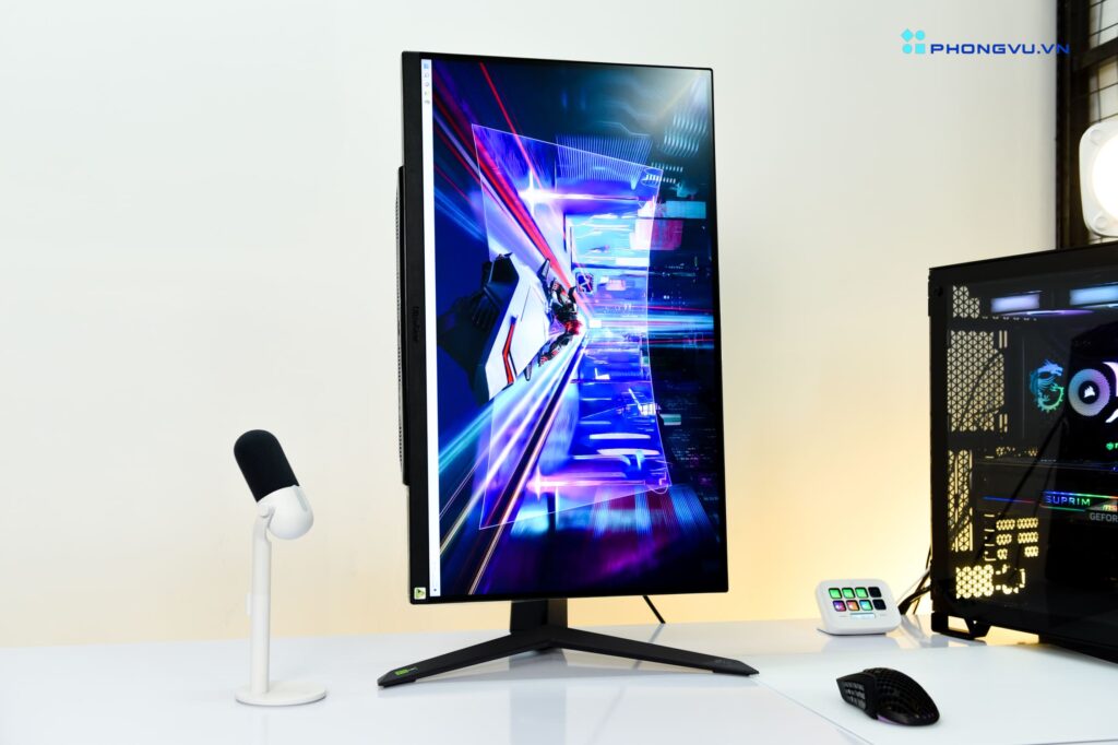 Màn hình LG 27GR75Q-B sở hữu độ phân giải 2K (2560 x 1440), mang lại chất lượng hình ảnh vượt trội với độ chi tiết cao