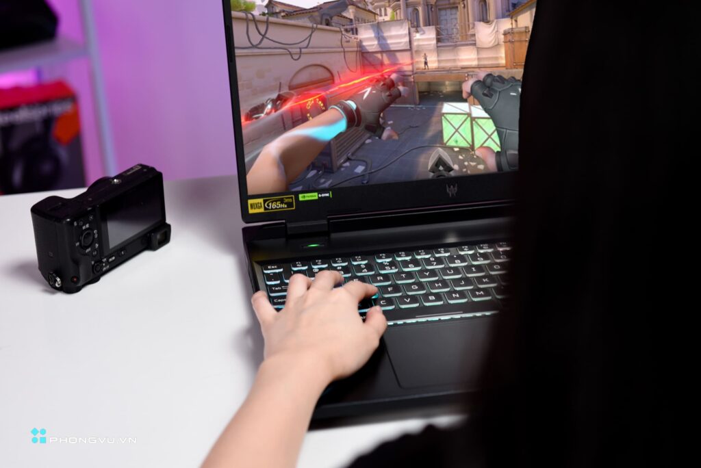 Acer Predator Helios Neo PHN16-71-7460 có tổng TDP cao nhất phân khúc lên đến 170W