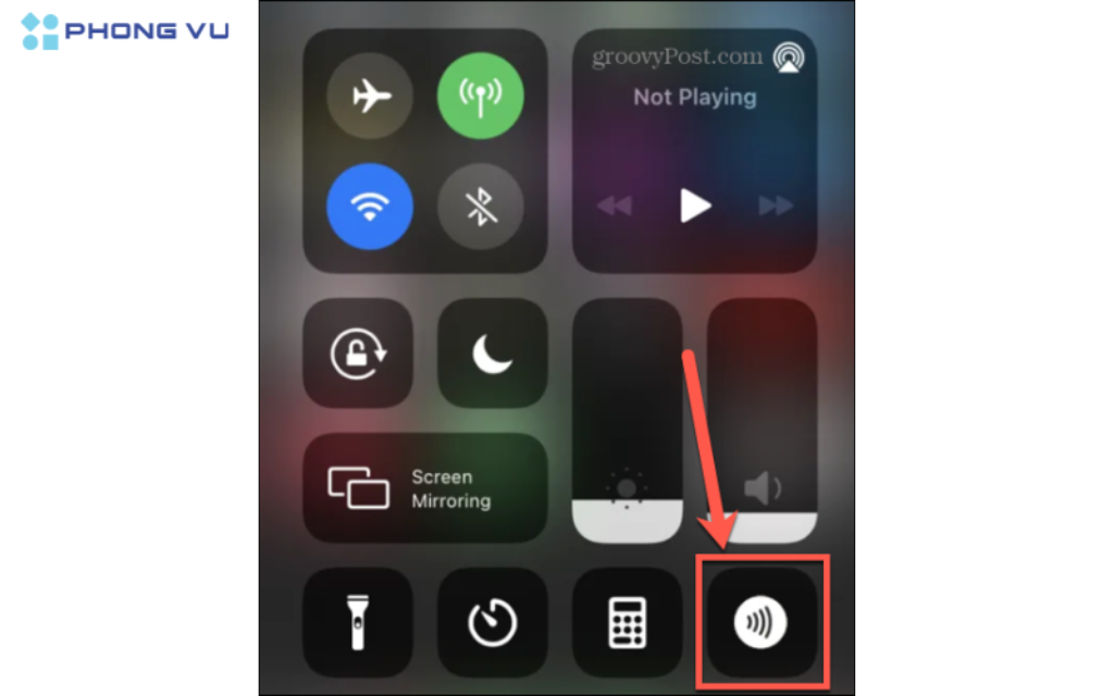 Nhấn vào biểu tượng "Đầu đọc thẻ NFC" để bật NFC