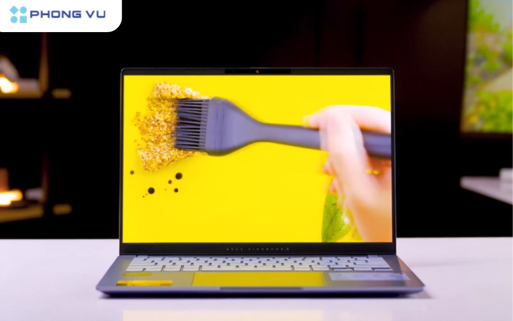 Top 10 laptop văn phòng giá dưới 25 triệu bán chạy nhất tại Phong Vũ 9 Laptop ASUS Vivobook S 14 OLED S5406MA-PP028W với màn hình OLED 14 inch, chip Intel Core Ultra 5-125H, RAM 16GB, SSD 512GB, tích hợp AI, hoàn hảo cho công việc và giải trí