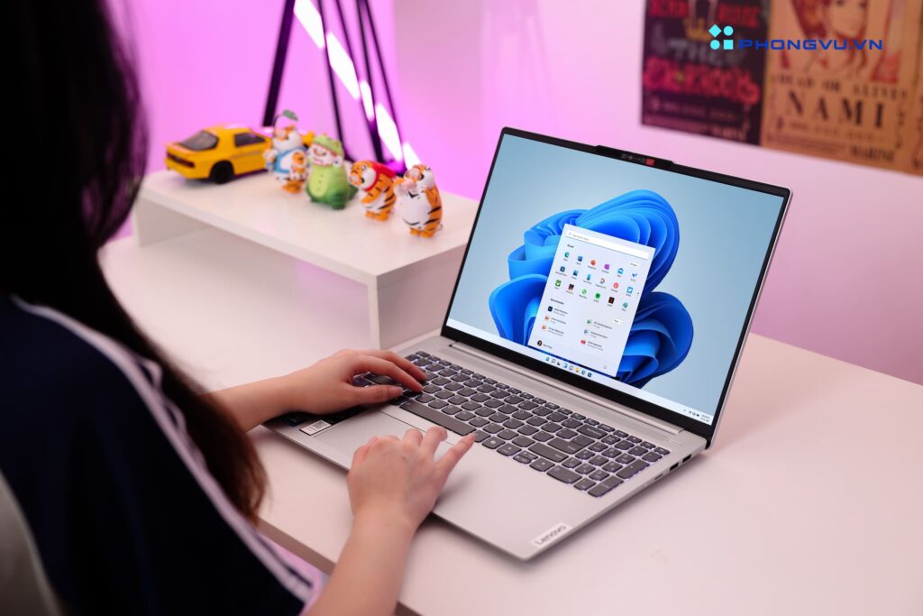 Chỉ với khoảng hơn 20 triệu mà anh em đã có một chiếc màn hình OLED cho màu sắc quá nịnh mắt