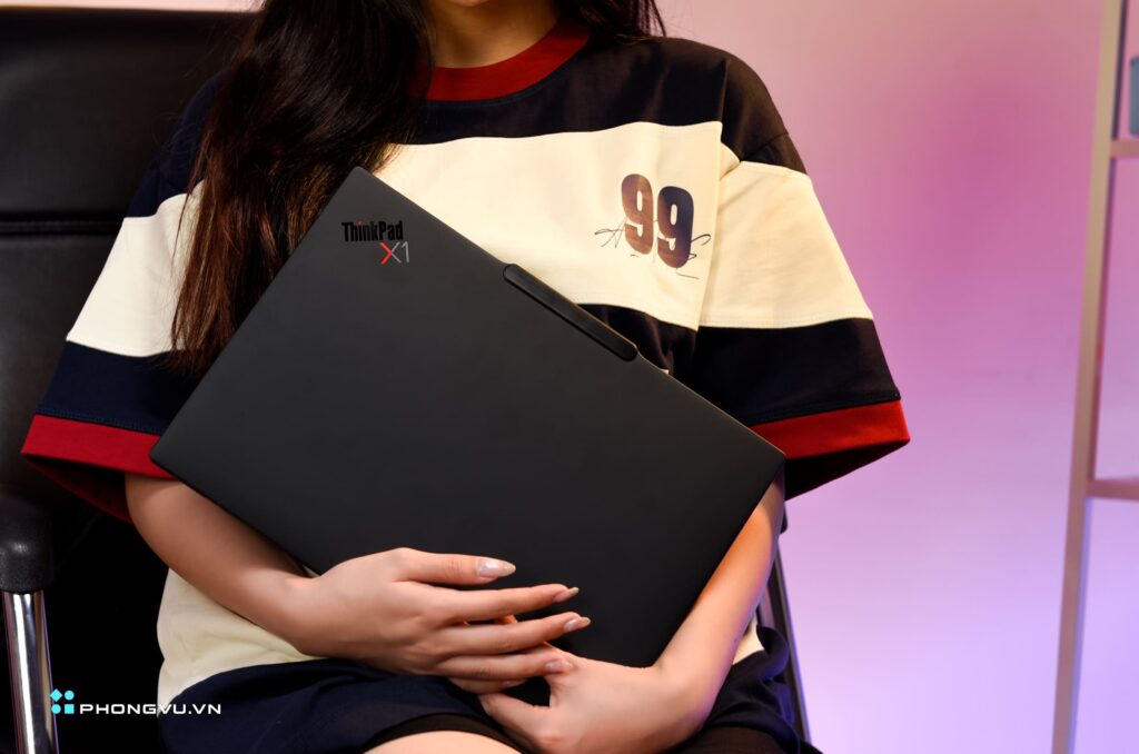 danh gia lenovo thinkpad x1 carbon gen 13 aura edition 8