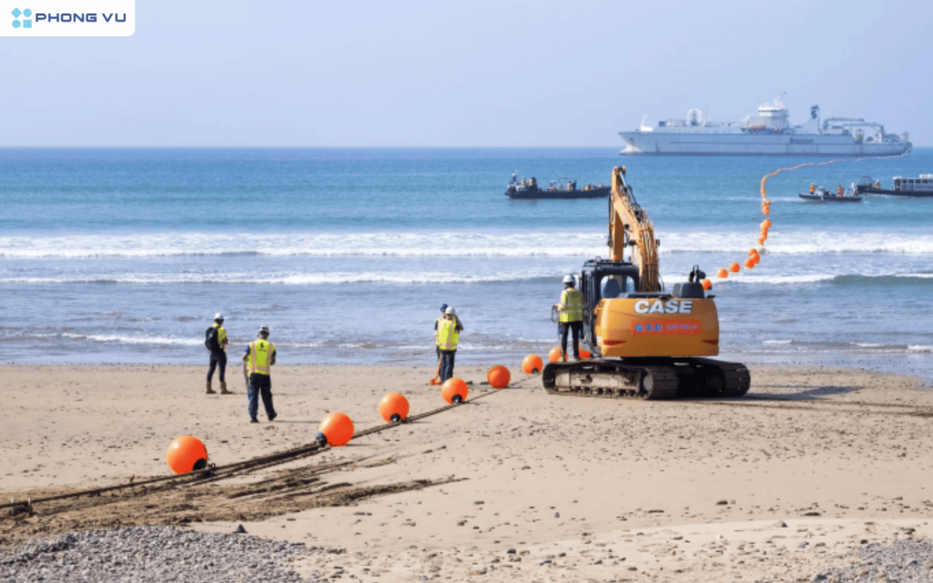 Hai tuyến cáp quang biển gặp sự cố nghiêm trọng, ảnh hưởng kết nối Internet quốc tế 1 AAE-1 hiện đang gặp trục trặc tại hai nhánh S1H5 hướng kết nối đi Singapore và S1H3 nối trạm cập bờ Cambodia