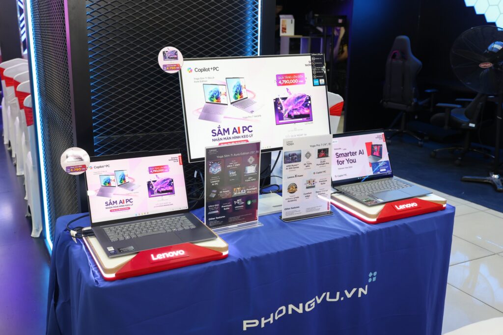 Recap sự kiện ra mắt Laptop AI Lenovo Slim 7i | Pro 7 "LENOVO NEXT GEN AI PC" tại Phong Vũ 3 Những sản phẩm mới được trưng bày và thoải mái trải nghiệm