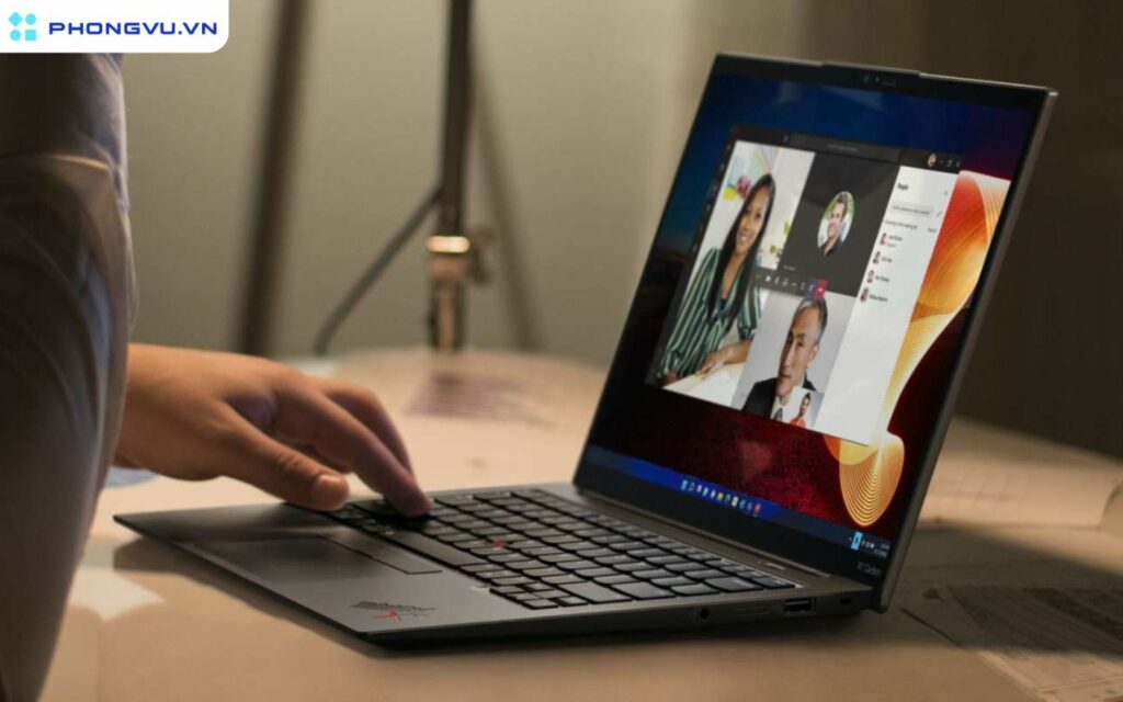 Được lấy cảm hứng từ hộp bút Nhật Bản và phong cách thiết kế tối giản, ThinkPad nhanh chóng trở thành biểu tượng