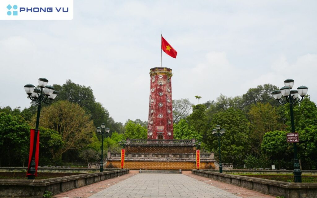 Xem pháo hoa ở Thành cổ Sơn Tây