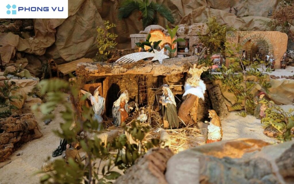 Lễ Giáng sinh là của những người theo đạo Kitô giáo, nhằm kỷ niệm ngày sinh ra của Chúa