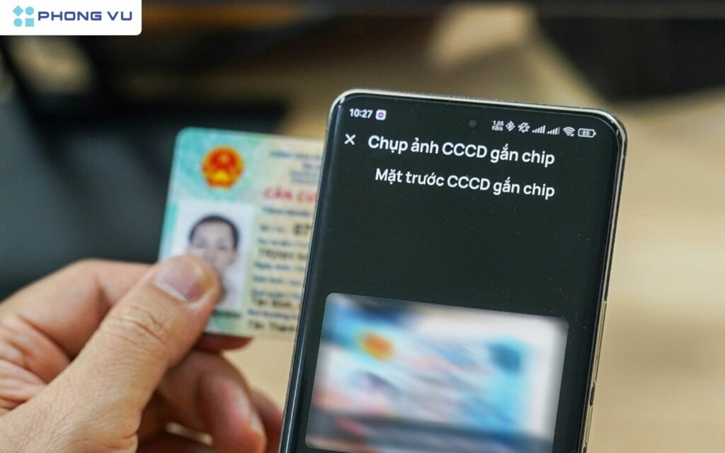 Chụp ảnh hai mặt của CCCD