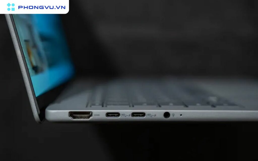 Zenbook A14 được trang bị đầy đủ các cổng kết nối cần thiết, bao gồm hai cổng USB 4 Type-C, một cổng USB-A 3.2 Gen 2, jack tai nghe 3.5mm và cổng HDMI 2.