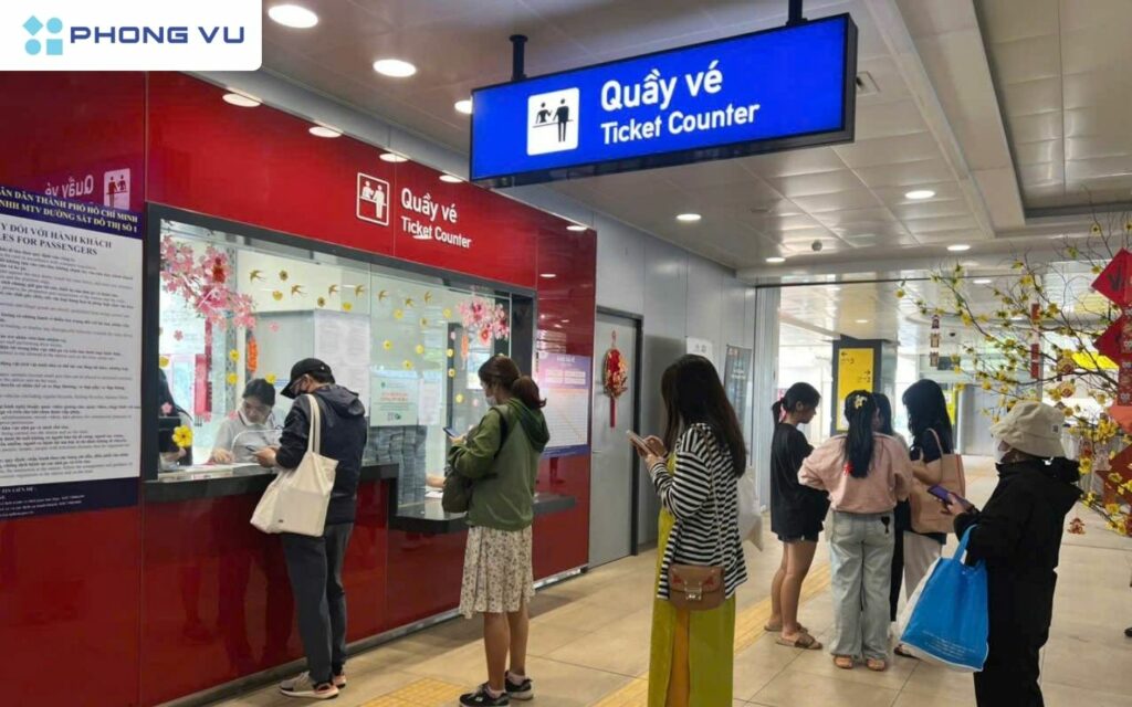 Việc miễn phí vé được thông qua các hình thức cấp thẻ miễn vé hoặc sử dụng căn cước công dân phù hợp với từng đối tượng