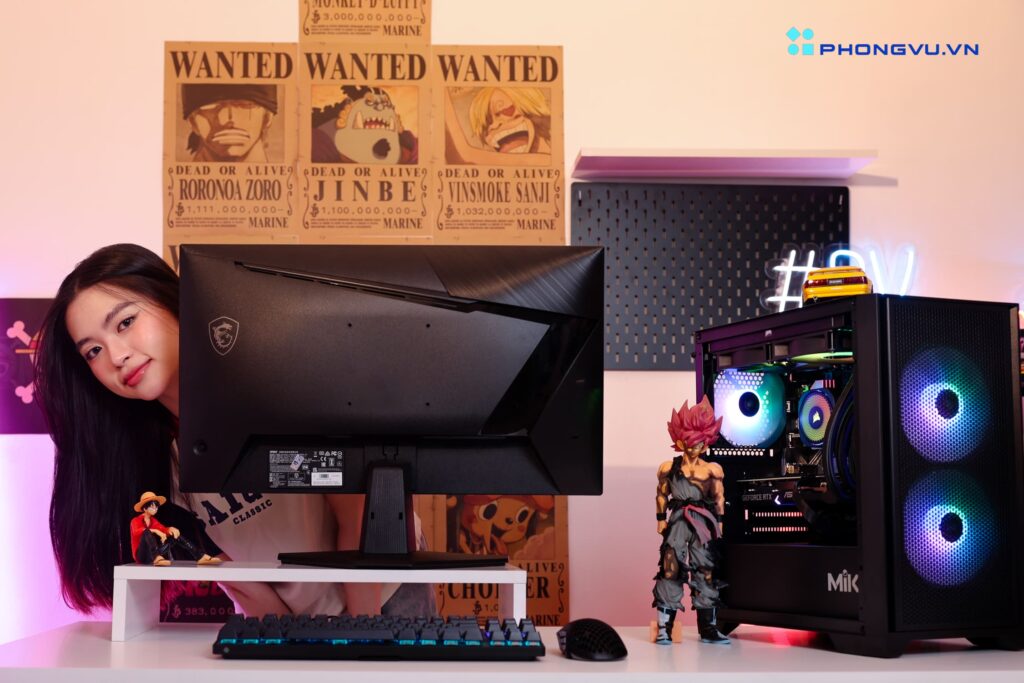 MSI G255F cũng được trang bị ngàm VESA để anh em lắm arm dễ dàng hơn