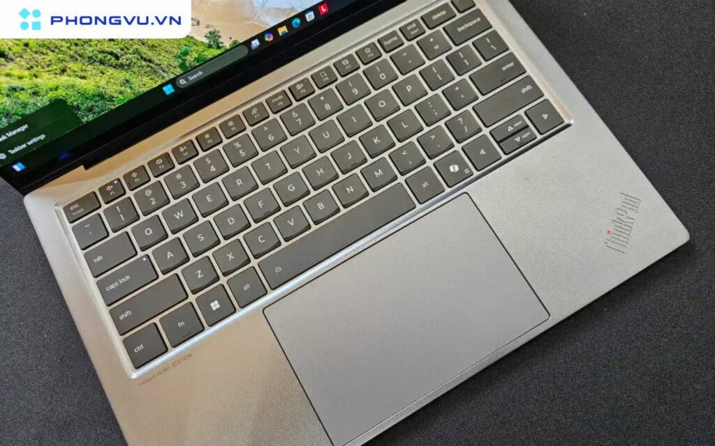 Theo Mark Hachman, Lenovo đã chính thức khai tử TrackPoint trên dòng ThinkPad X9 Aura Edition