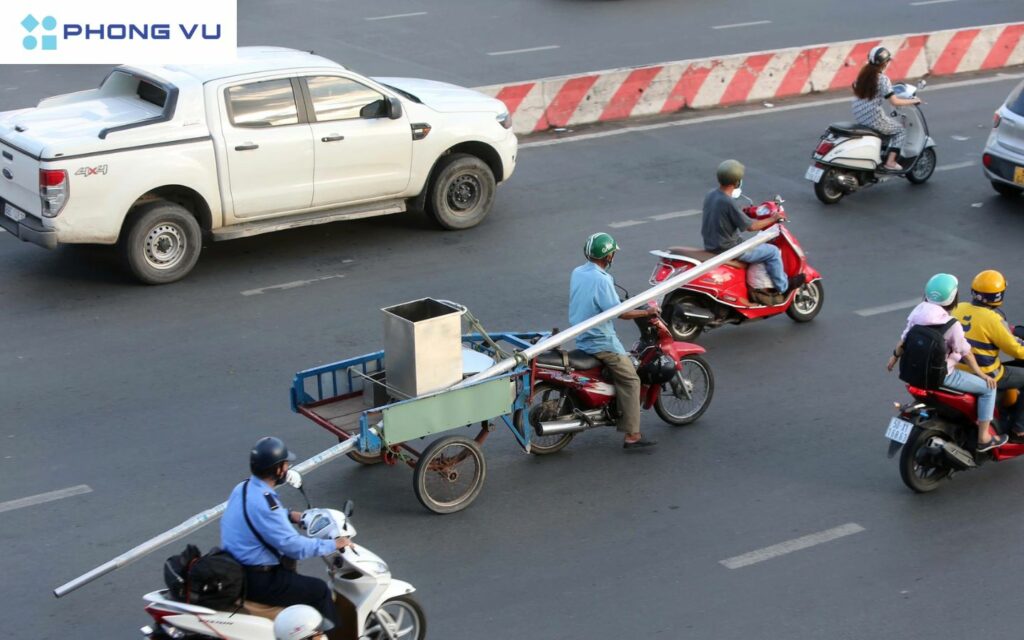 Cách gửi ảnh, gửi clip phản ánh vi phạm giao thông cho công an bằng VNeTraffic từ 1/1/2025 5 Mức phạt mới đối với một số lỗi vi phạm giao thông