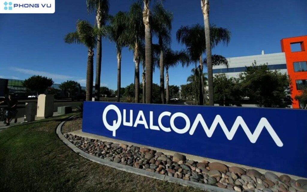Qualcomm mới đây đã công bố bổ nhiệm Glenn Hinton, cựu kiến trúc sư Xeon của Intel, vào vị trí lãnh đạo dự án CPU server mới.