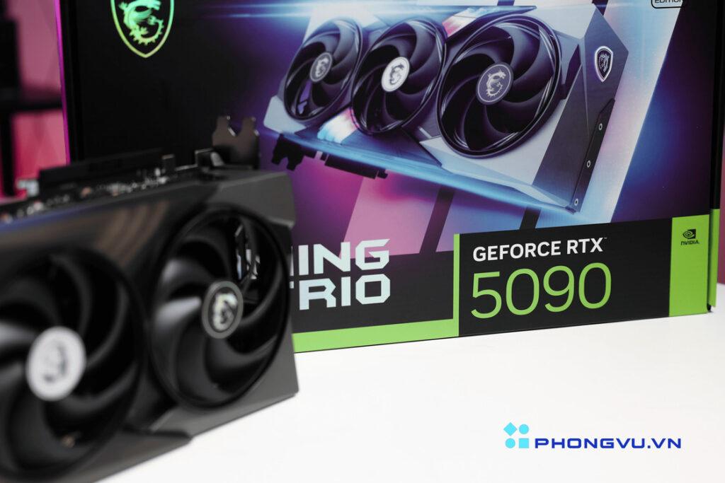 Đánh giá card đồ họa MSI RTX 5090 32G GAMING TRIO OC 6 Công suất tiêu thụ 575W yêu cầu bộ nguồn tối thiểu 1000W để đảm bảo hiệu năng hoạt động ổn định