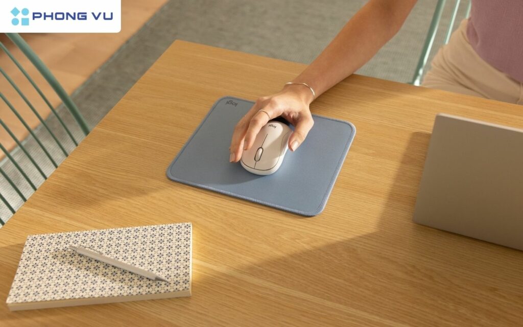 Logitech Bluetooth M240 với thiết kế tinh giản, độ bền cao