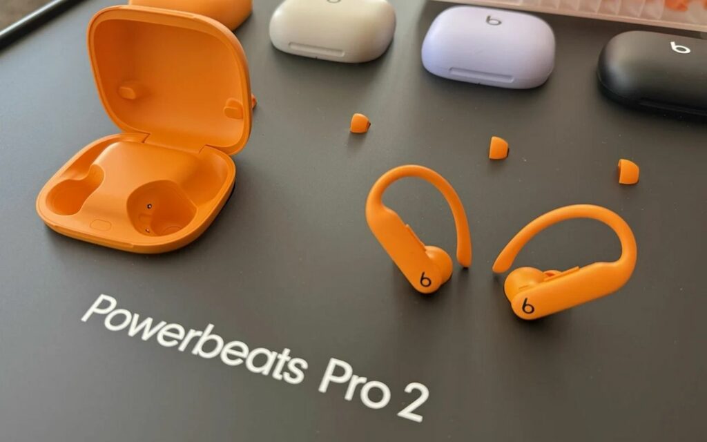 Apple ra mắt tai nghe Powerbeats Pro 2: Chip H2, chống ồn chủ động, giá 6,3 triệu đồng 4 Sản phẩm được trang bị tính năng chống ồn chủ động ANC và EQ thích ứng hiện đại