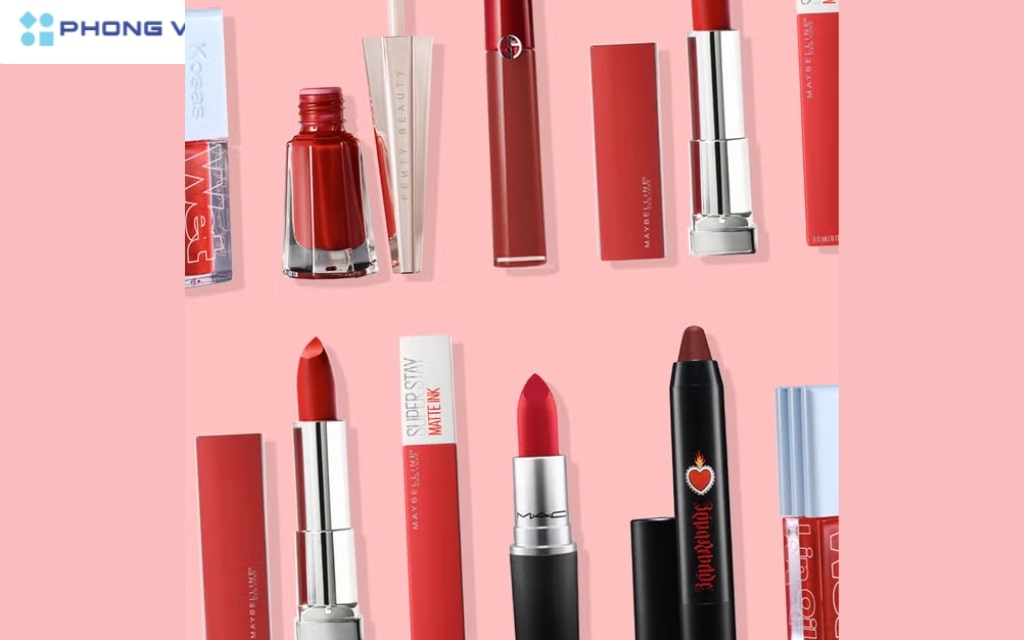 Son môi là món đồ trang điểm không thể thiếu của phái nữ