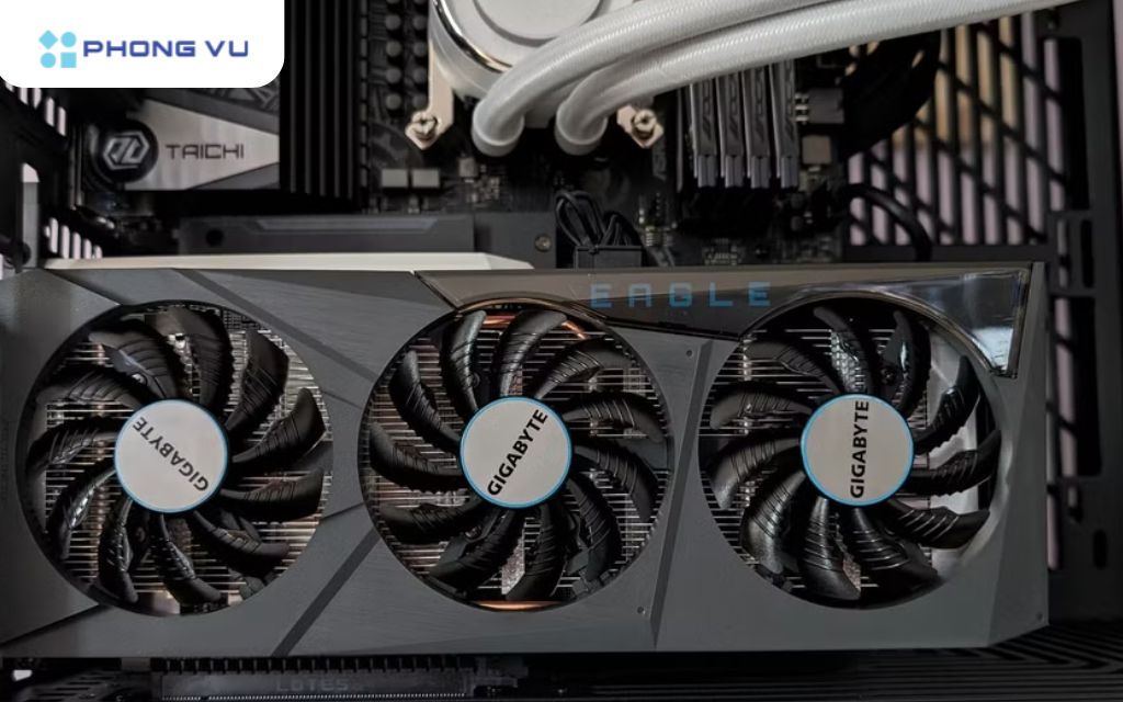 Việc reset card màn hình sẽ giúp làm mới trạng thái hoạt động, loại bỏ lỗi phần mềm tạm thời, giải phóng bộ nhớ và khôi phục khả năng hiển thị hình ảnh