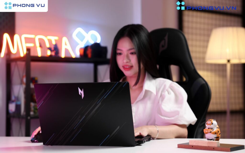 Nhờ CPU i9 mạnh mẽ, máy xử lý tốt các phần mềm nặng như Premiere Pro hay Blender – render video 1080p chỉ mất vài phút.