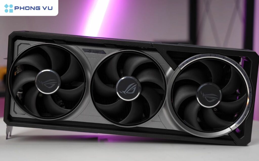 Đánh giá ASUS ROG Astral GeForce RTX 5080 16GB GDDR7 OC Edition - Hiệu năng vượt trội trong phân khúc cao cấp 1 ASUS ROG Astral GeForce RTX 5080 gây ấn tượng ngay từ cái nhìn đầu tiên với thiết kế hầm hố, đậm chất gaming của dòng ROG